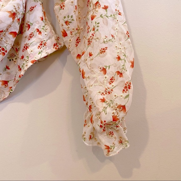 SHEIN Floral Top - Picture 4 of 6